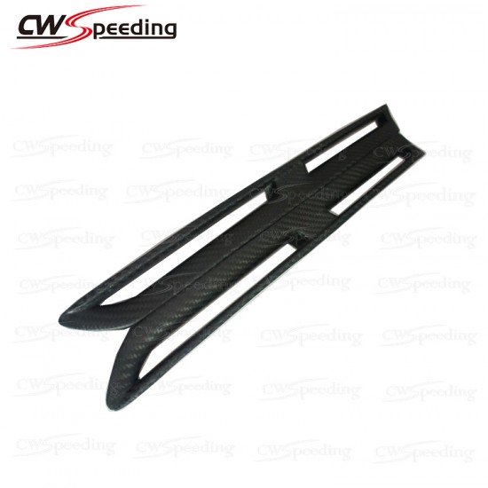 OEM STYLE CARBON FIBER FRONT FENDER VENT FOR 2008-2016 NISSAN GTR R35 OEM STYLE CARBON FIBER FRONT FENDER VENT FOR 2008-2016 NISSAN GTR R35