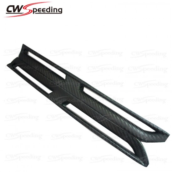 OEM STYLE CARBON FIBER FRONT FENDER VENT FOR 2008-2016 NISSAN GTR R35 OEM STYLE CARBON FIBER FRONT FENDER VENT FOR 2008-2016 NISSAN GTR R35