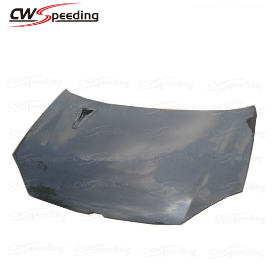 CARBON FIBER HOOD WITH HOLE FOR 2005-2007 VW GOLF 5