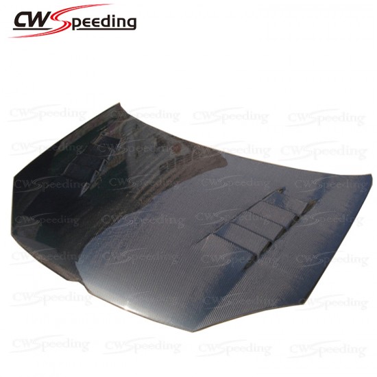 CWS STYLE CARBON FIBER HOOD FOR 2005-2007 VW GOLF 5 CWS STYLE CARBON FIBER HOOD FOR 2005-2007 VW GOLF 5